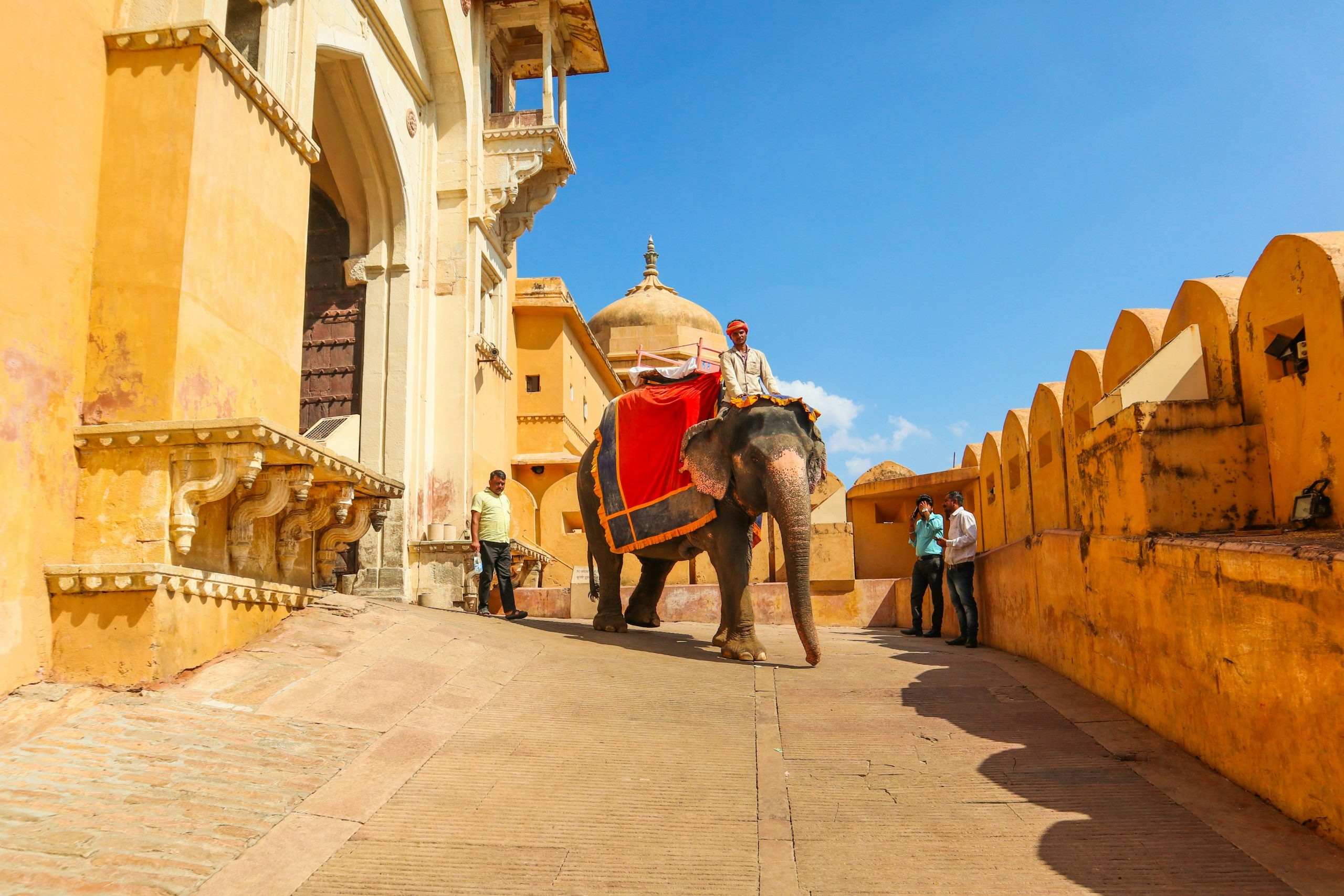 Discover the Royal Heritage: Rajasthan Tour Packages from Kolkata